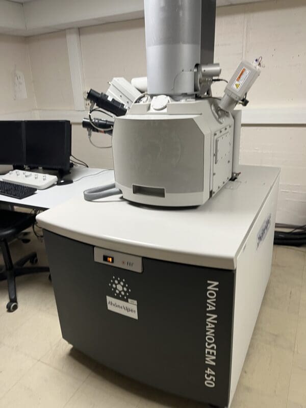 FEI Nova nanosem 450 FEG